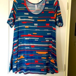 LuLaRoe tunic